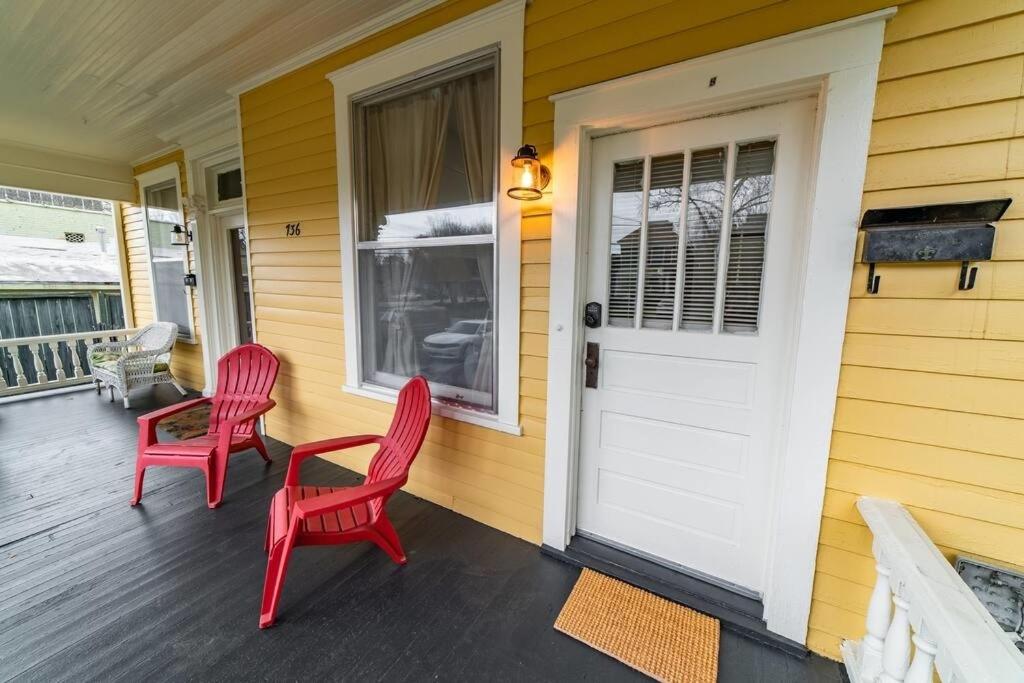 Retro Bung 736 1st Retro Bungalow UPTOWN 10 MIN to Ft Benning - Housity