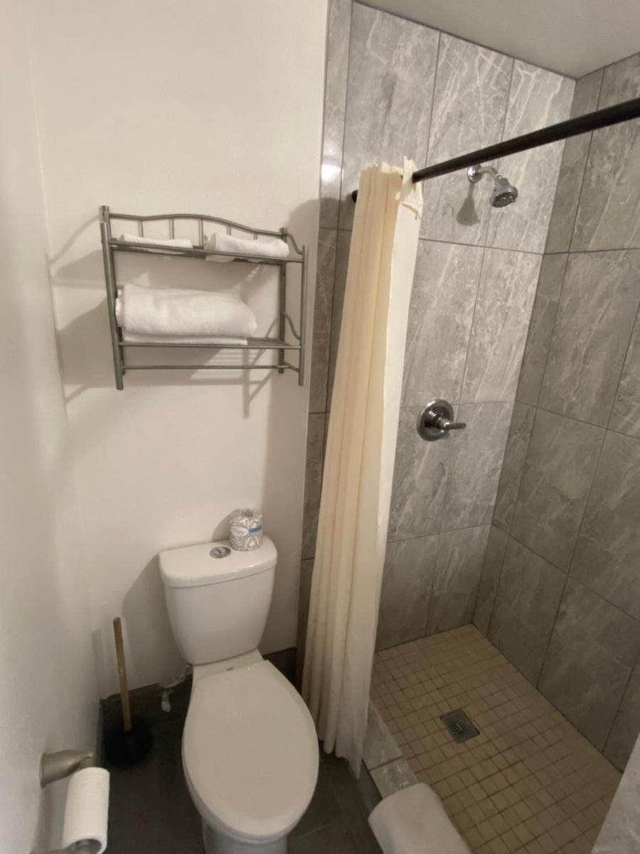 American Inn - Grover beach - Pismo Beach - Housity