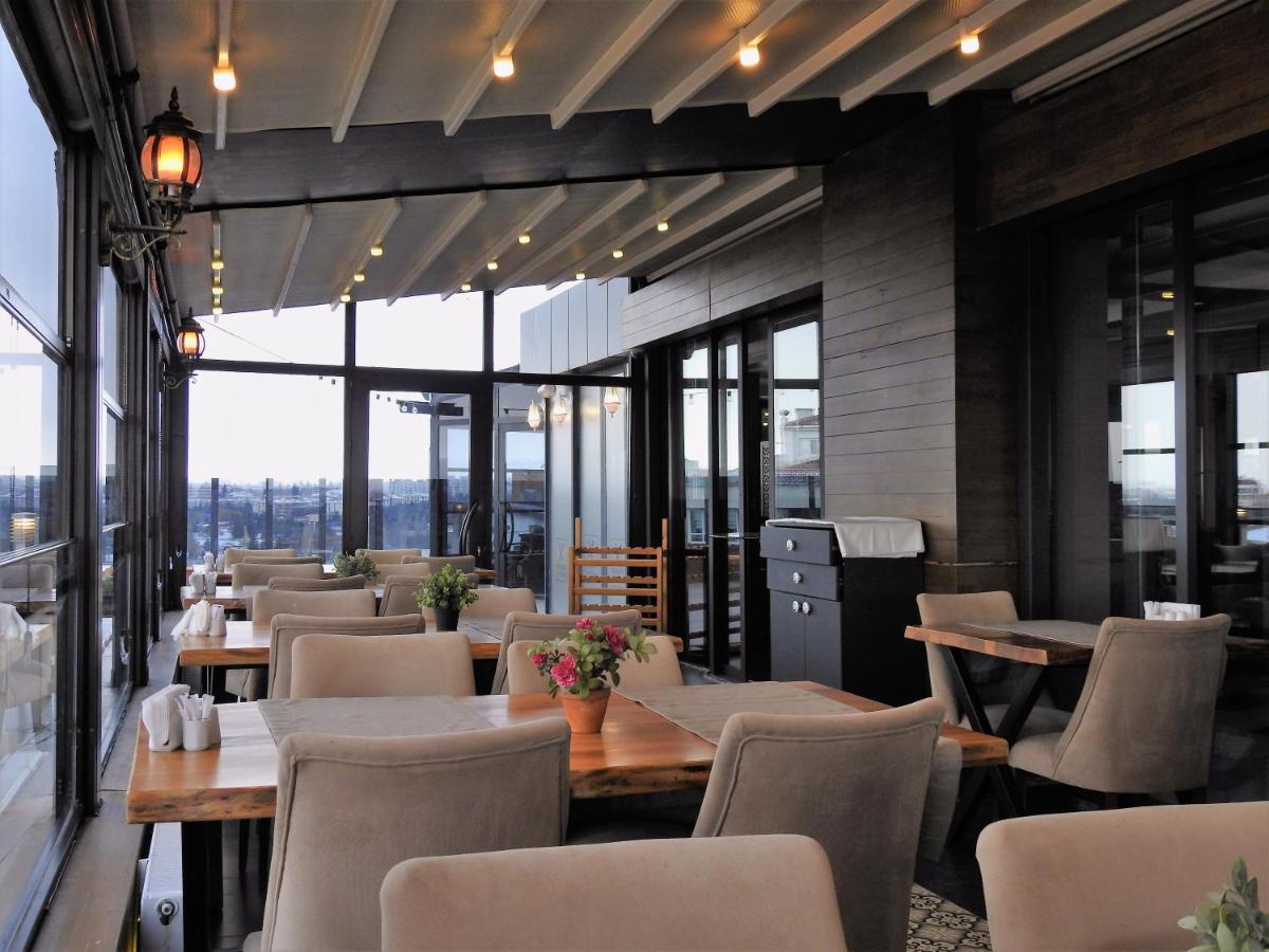 INN TOWN HOTEL - Housity