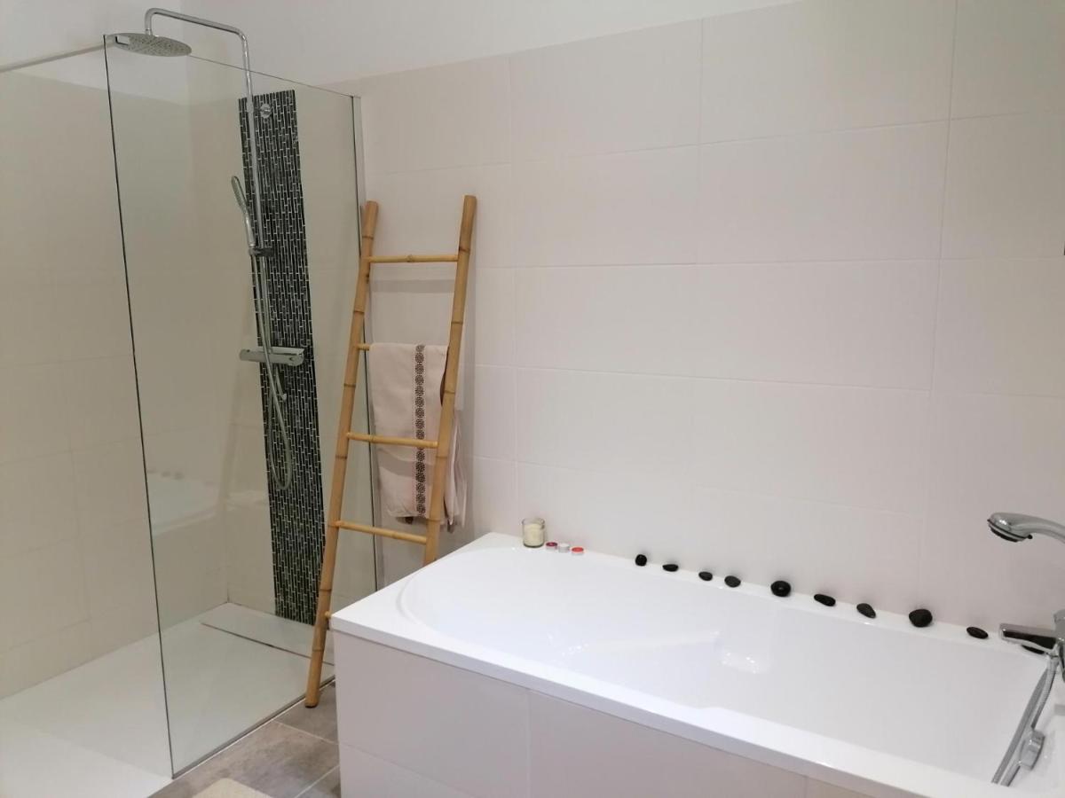 Nice property near Touristic Sightseeing and River - Housity