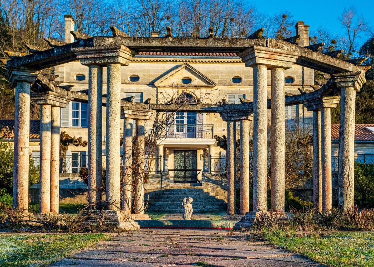 Villa Bacchus - Housity