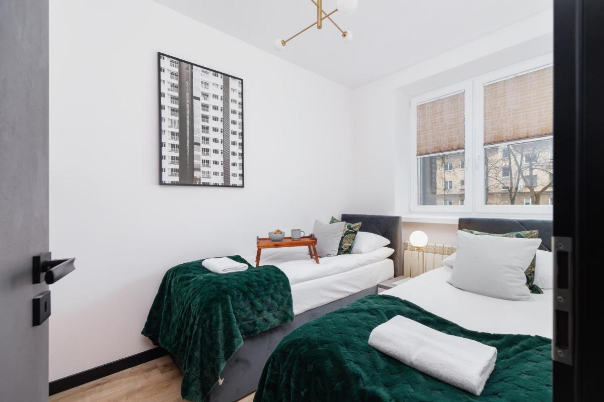 Apartments Osiedle Szkolne Cracow by Noclegi Renters - Housity