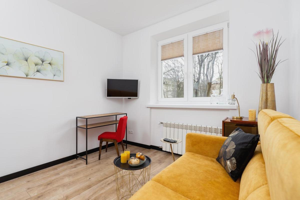 Apartments Osiedle Szkolne Cracow by Noclegi Renters - Housity