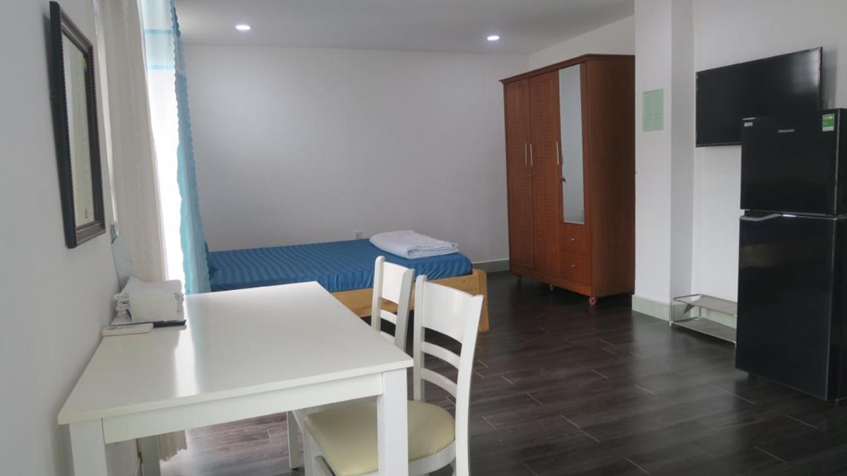 Happy House Hotel - Housity