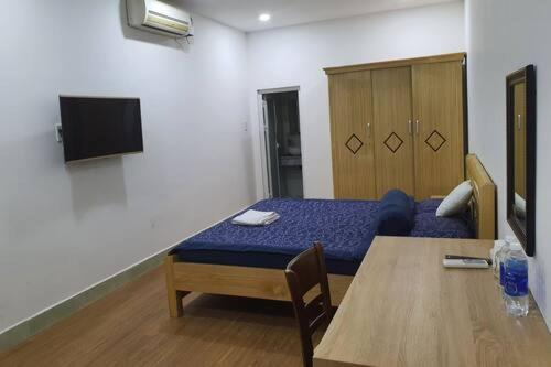 Happy House Hotel - Housity