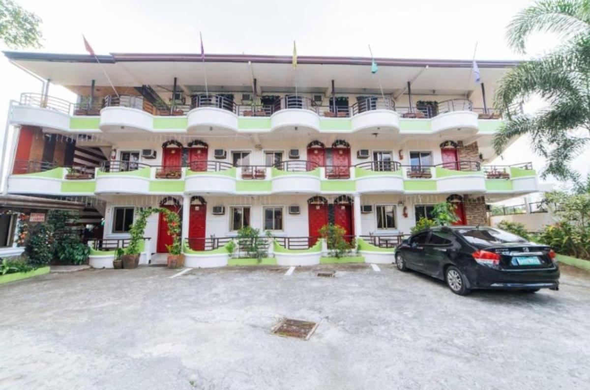 RedDoorz at Tagaytay Road - Housity