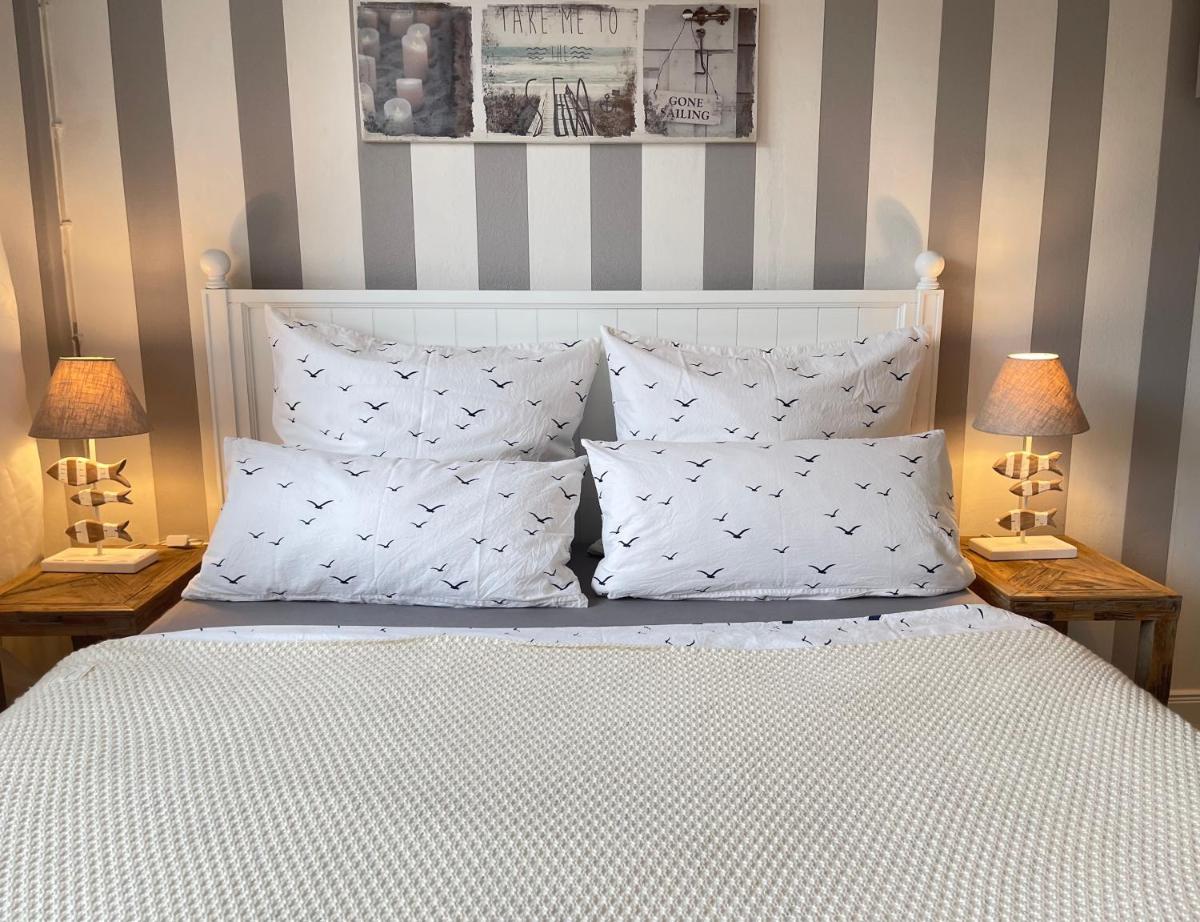 Moin Grömitz - Housity