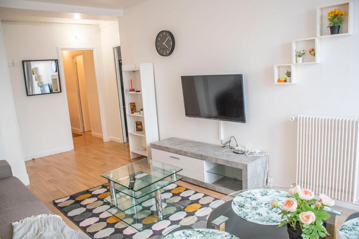 Apartment Villeneuve Stade de France Free parking WiFi - Housity