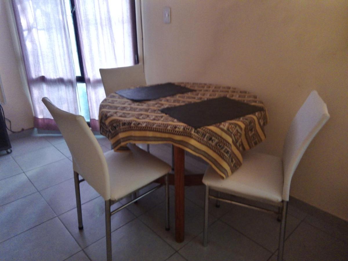 Arturito - Housity