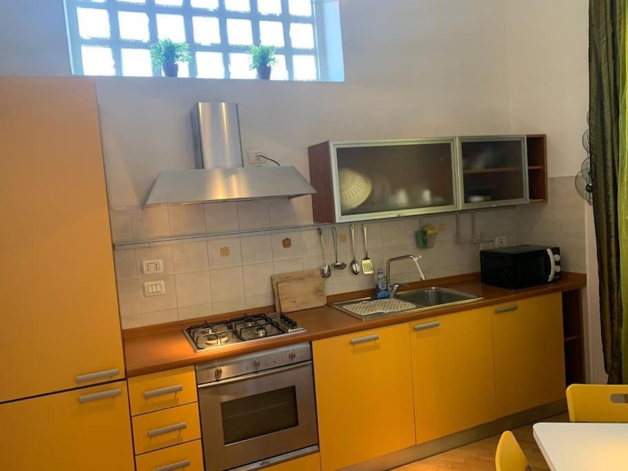 Central flat beetwen centre and railway station!! - Housity