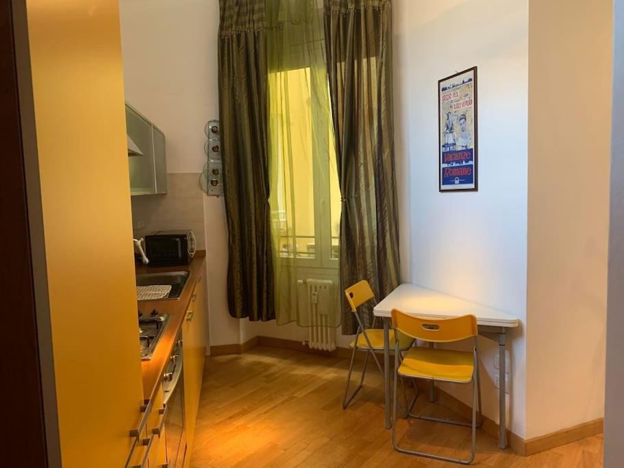 Central flat beetwen centre and railway station!! - Housity