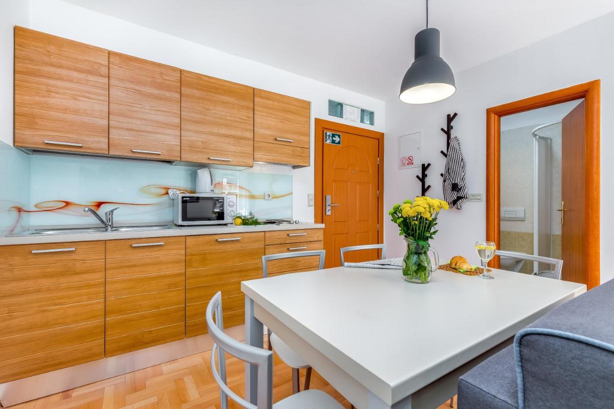 Main Street Apartments 2 - Housity