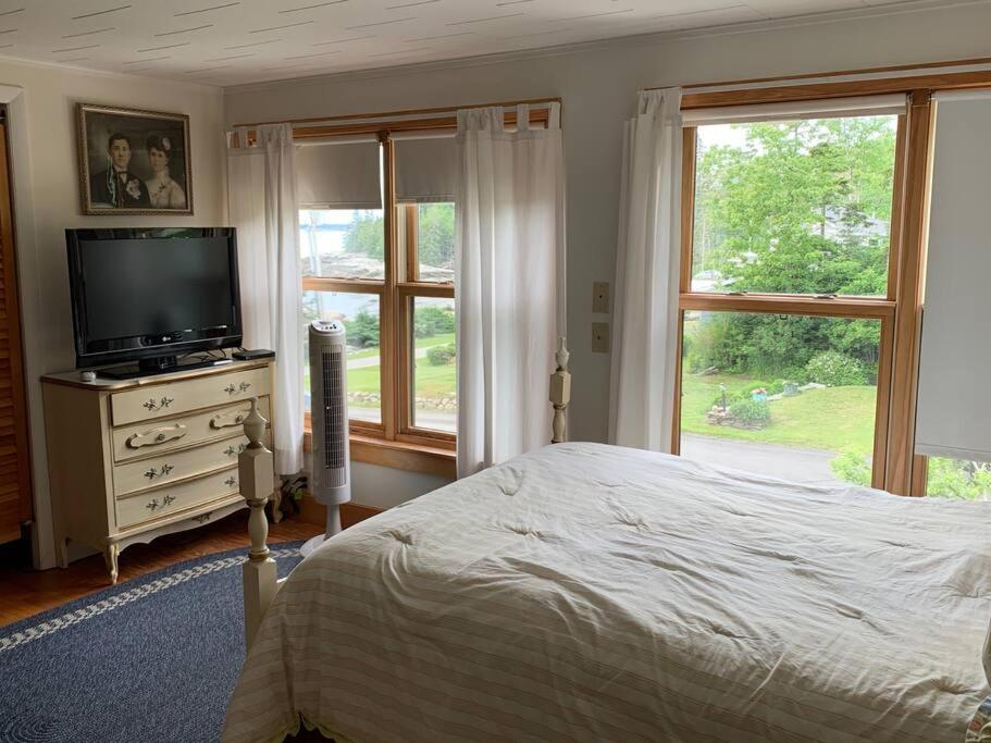Chez Liberte on the Ocean - Housity