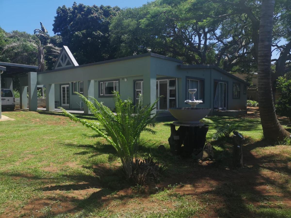 The Tree Of Idleness Guesthouse - Housity