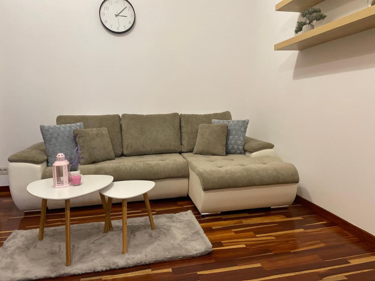 Bucharest Central Studio 2 - Housity