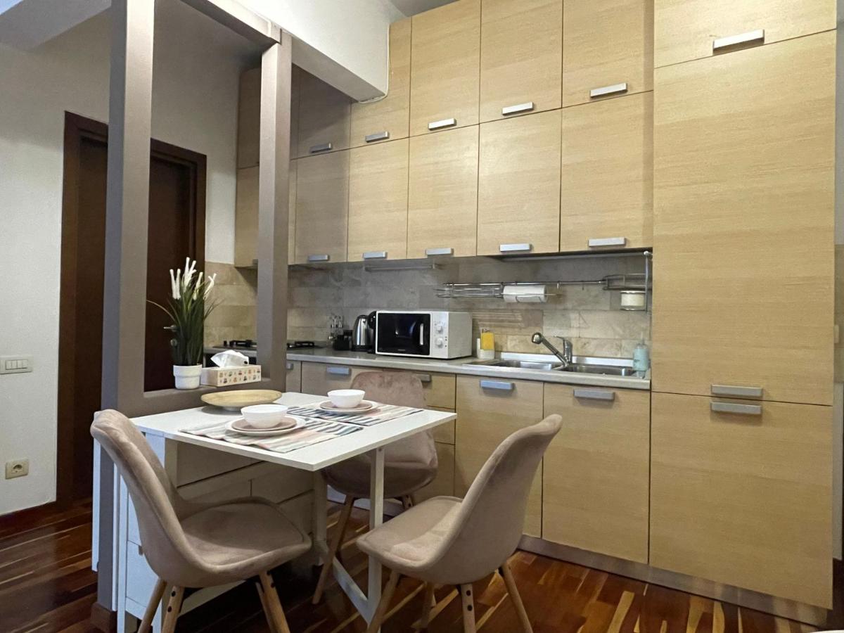 Bucharest Central Studio 2 - Housity