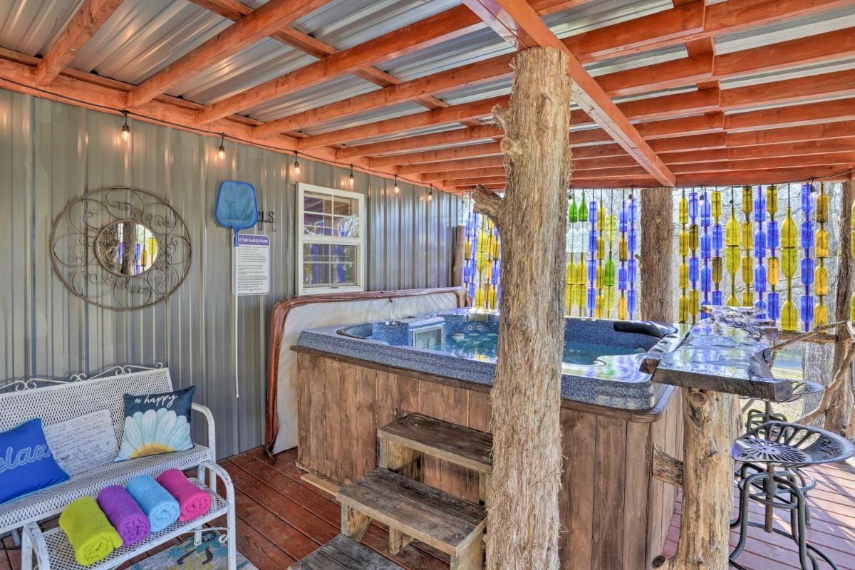 Charming Escape with Fire Pit in Summerville! - Housity