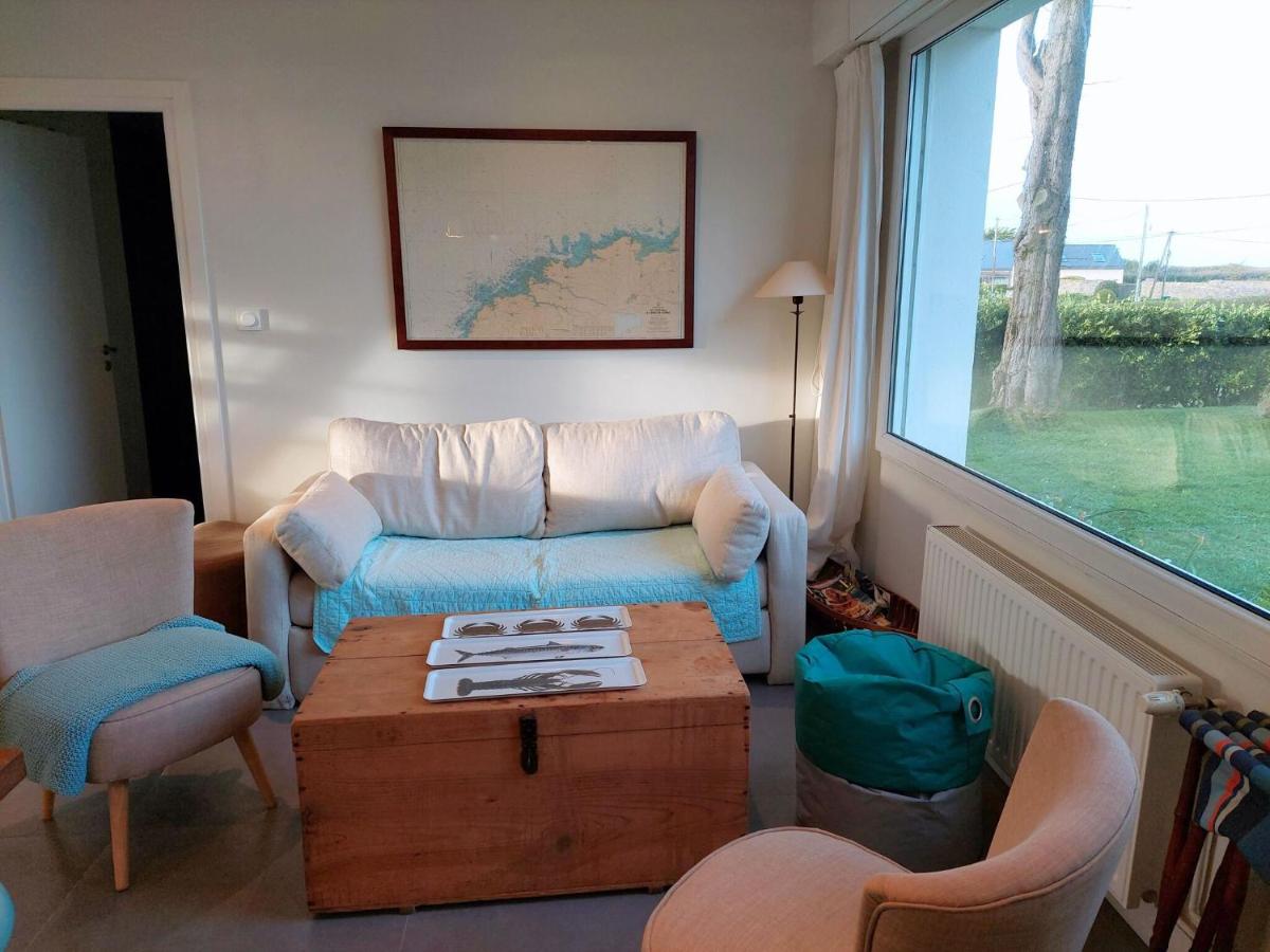 Beachfront holiday home with sea views, Plounéour-Brignogan-Plages - Housity