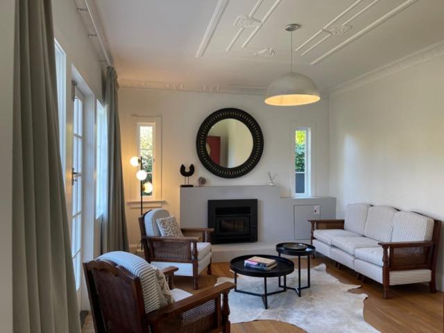 Gem on Gillean - Havelock North Holiday Home - Housity