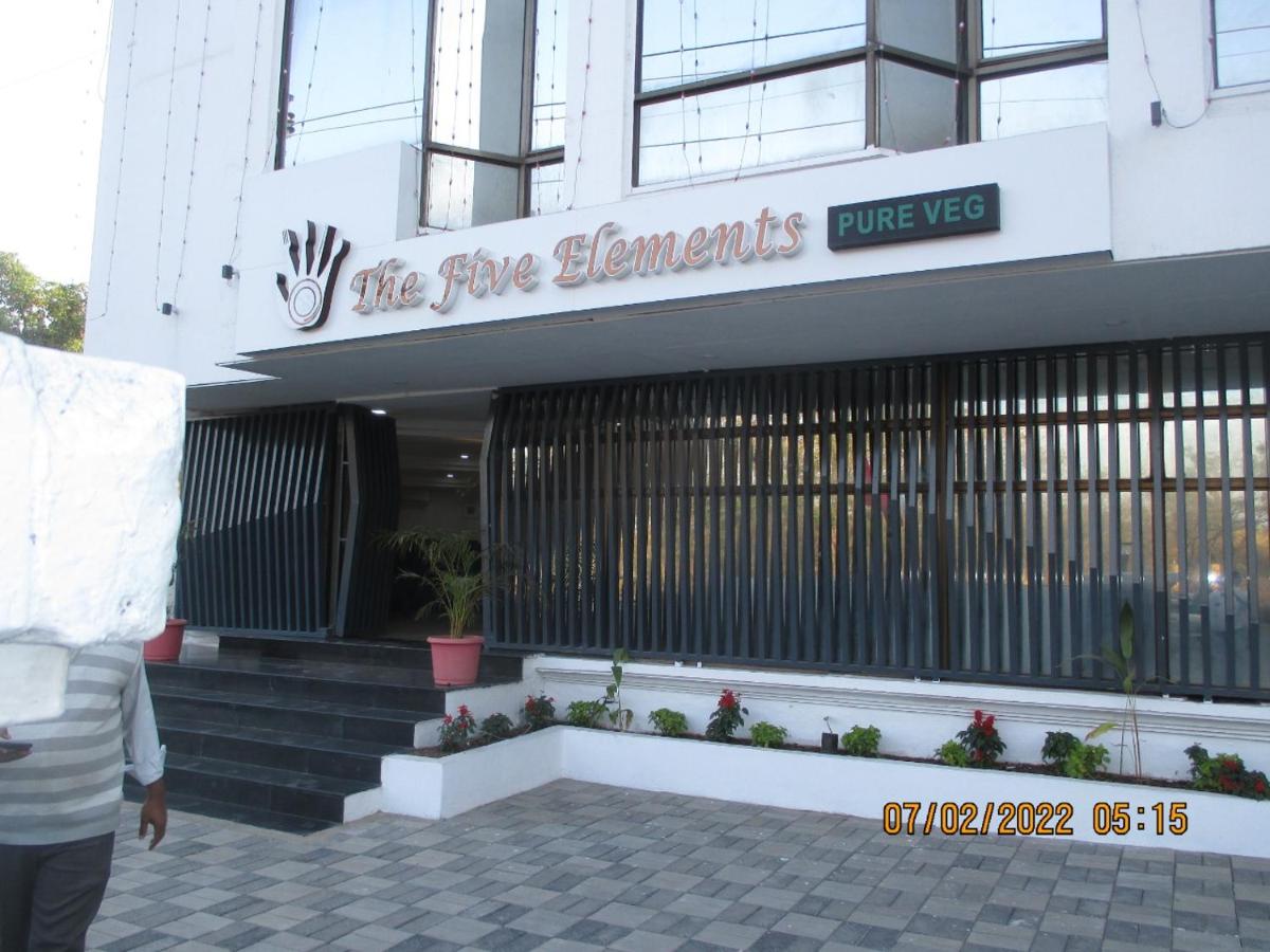 Hotel Kewal - Housity