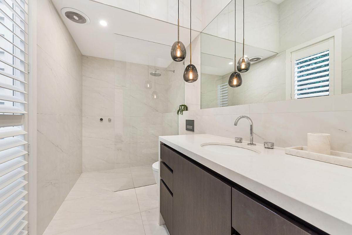 ?Green chic living in heart of Hawthorn?Parking?Courtyard?WiFi? - Housity