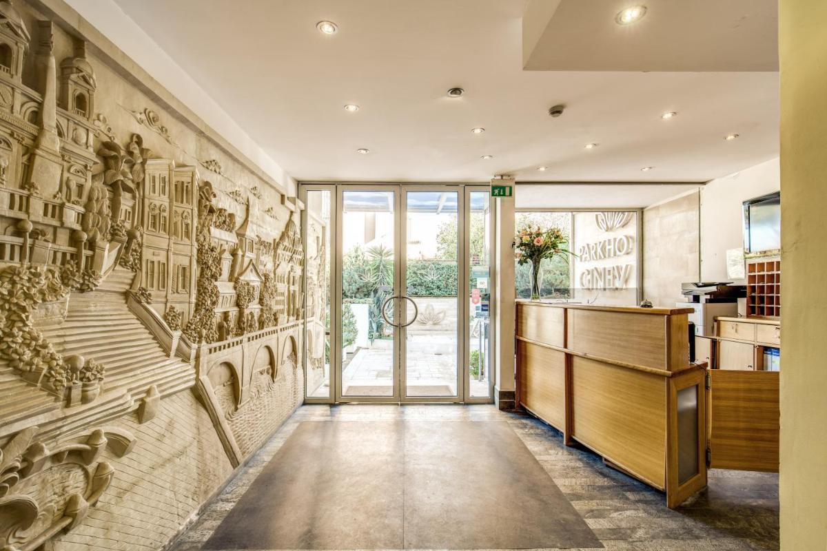 Ginevra Palace Hotel - Housity