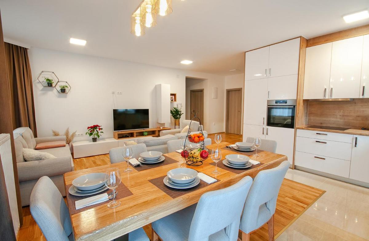 House Forest Queen - Housity