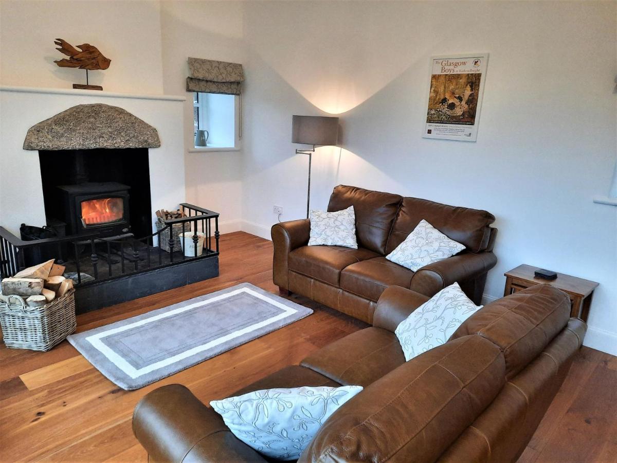 The Fish House - Housity