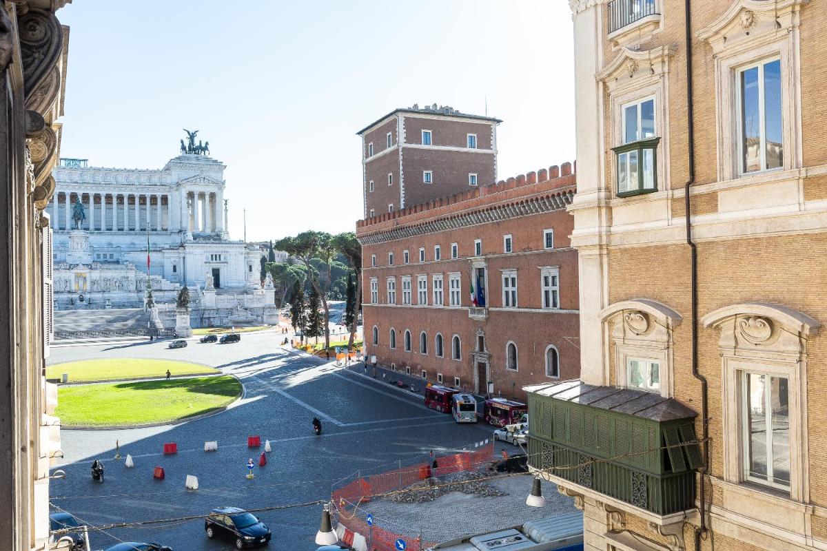 Amazing Piazza Venezia Suites - Housity