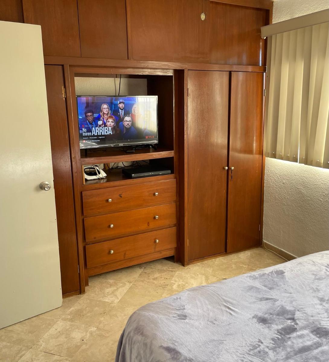 Casa Completa De Descanso Con Jacuzzi - Housity
