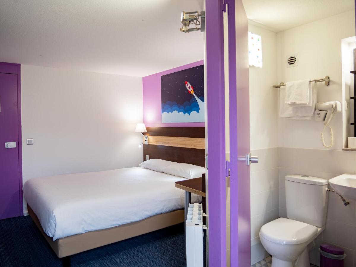 Contact Hotel Restaurant La Chaumière entre Orgeval et Flins A13 sortie 8 - Housity