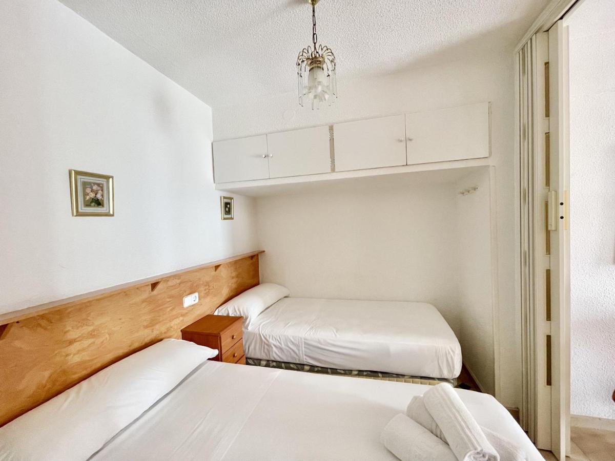 Apartment In Av Mediterraneo - Housity