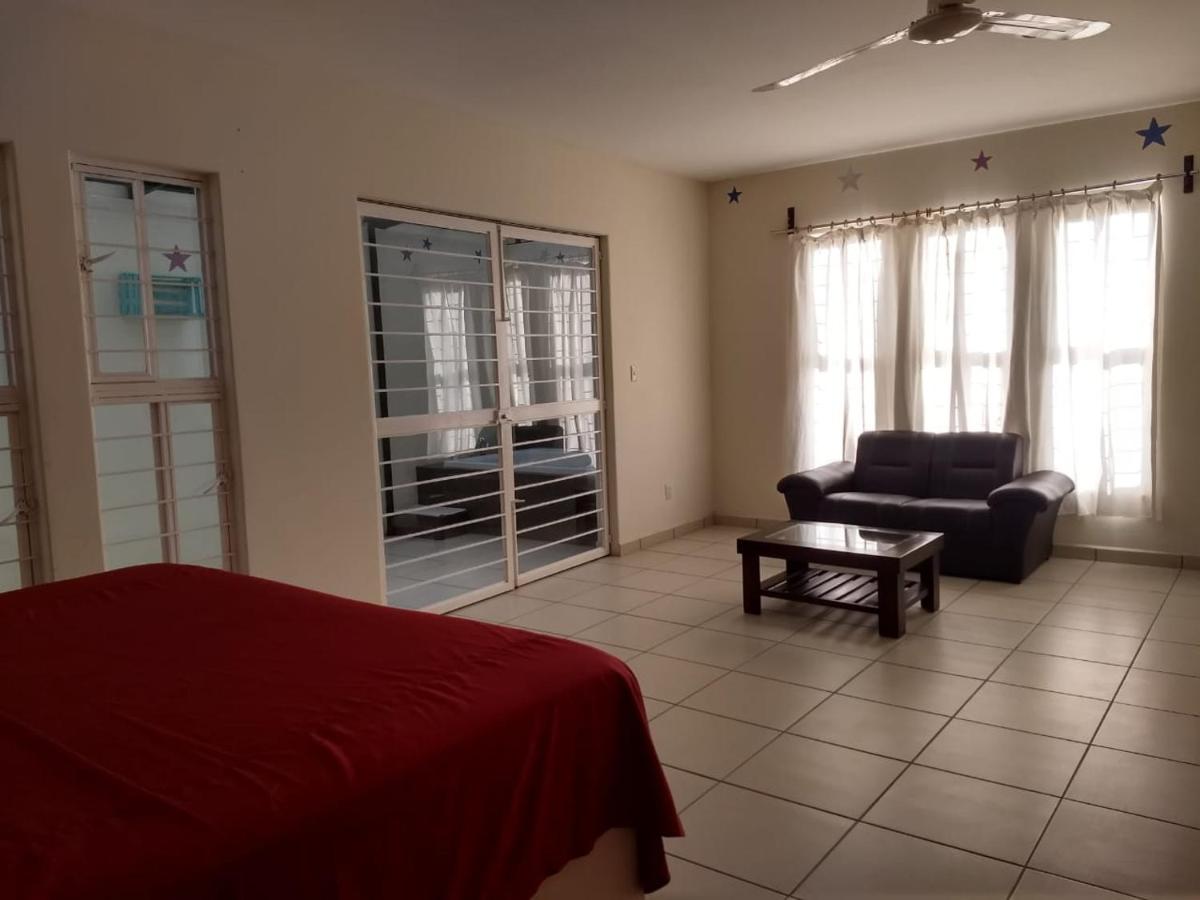 Hotel Guivá San Pablo - Housity