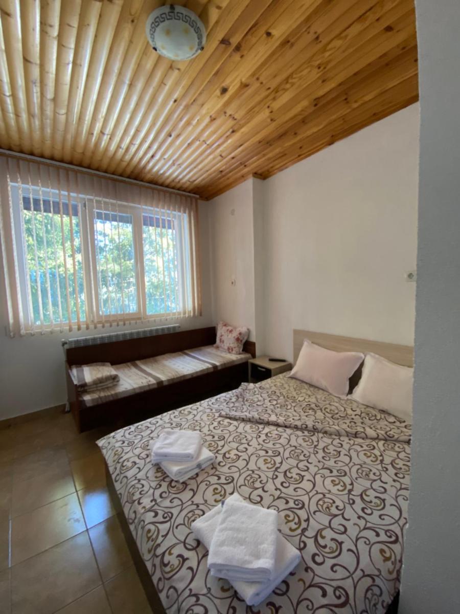Вили Сара - Housity