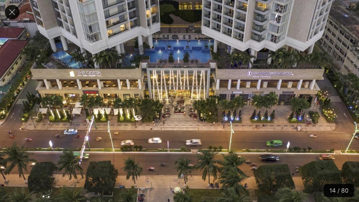 Sea View Luxury - The Costa Apartments - Housity