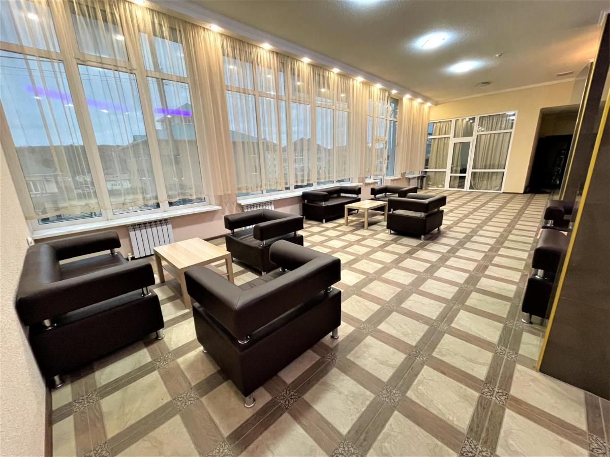 Hotel MERRI-OTT - Housity