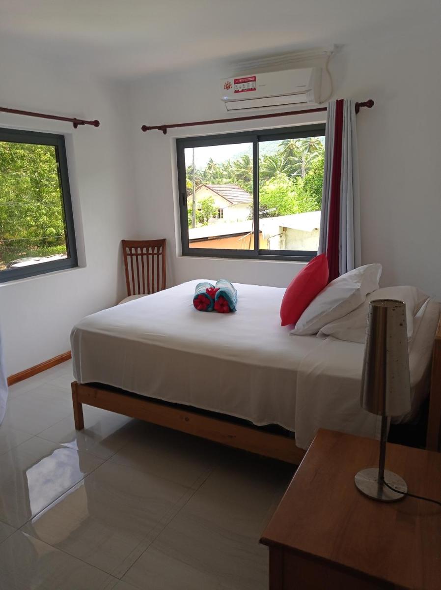 Les Forbans SelfCatering Apartment - Hizvo