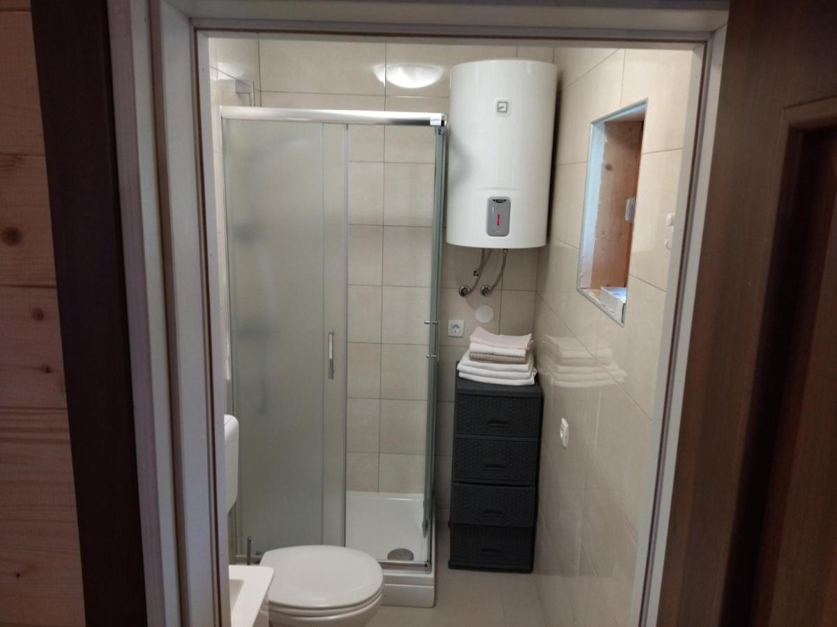 Wooden House Pia - Housity