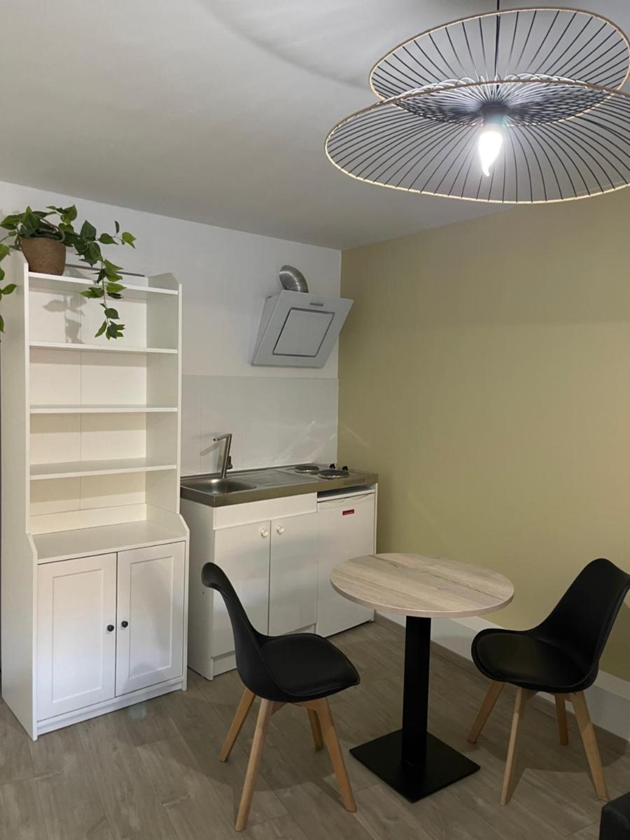 Grand studio à 5 minutes du centre - Housity