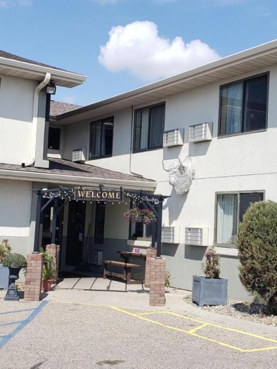 Bison Plains Lodge - Housity