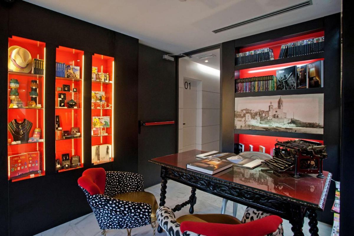Hotel Sitges - Housity