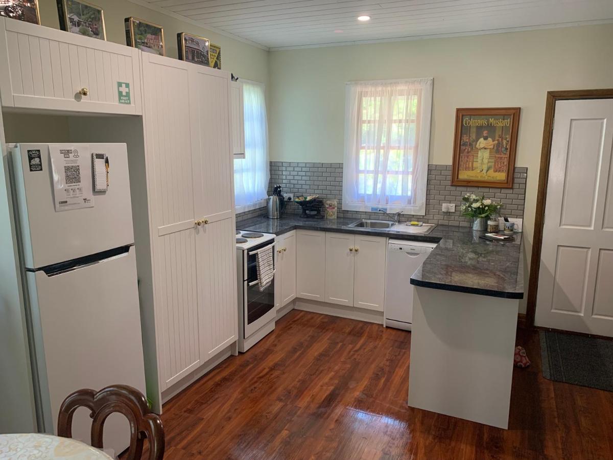 Sancreed Cottage - Housity