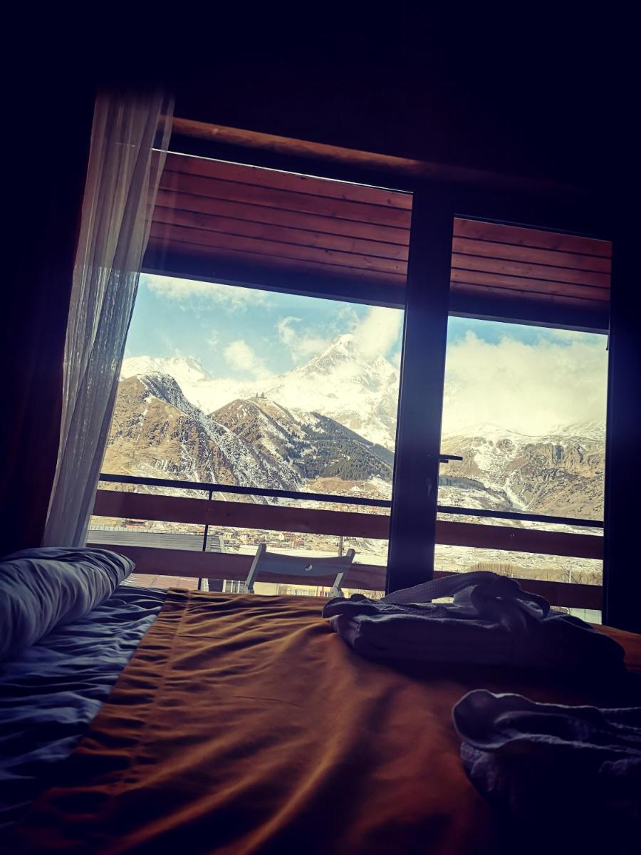 Wooden Hotel Kazbegi - Housity