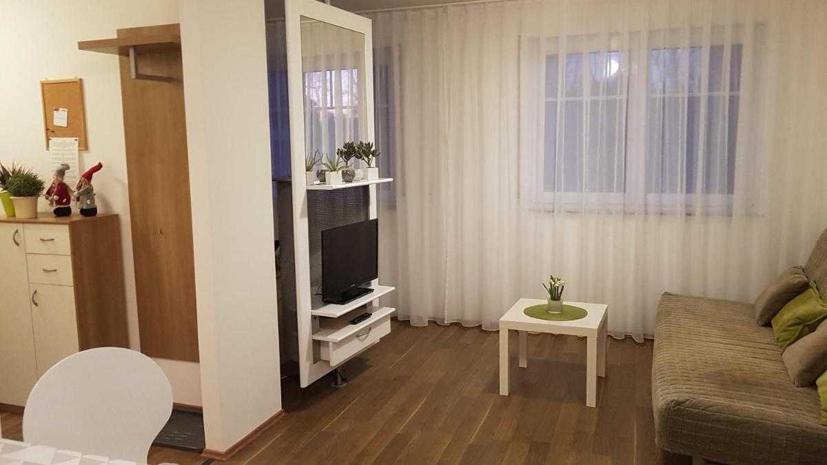 Ferienwohnung Neuenstein - Housity