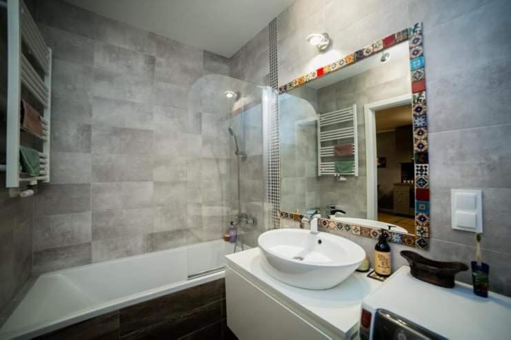 Apartament Nadmorski W Kolorze - Housity