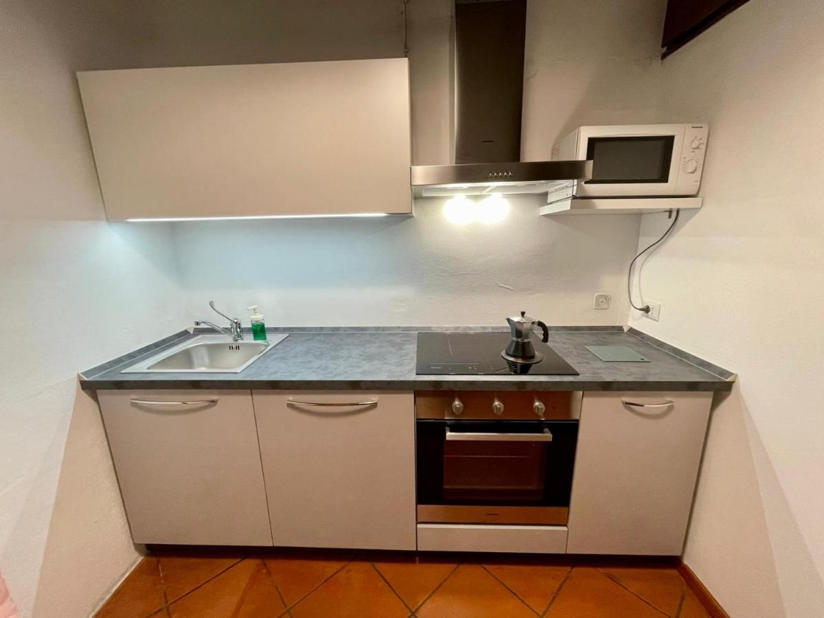 SOTTORIVA 12 City Center Large apartment - Housity