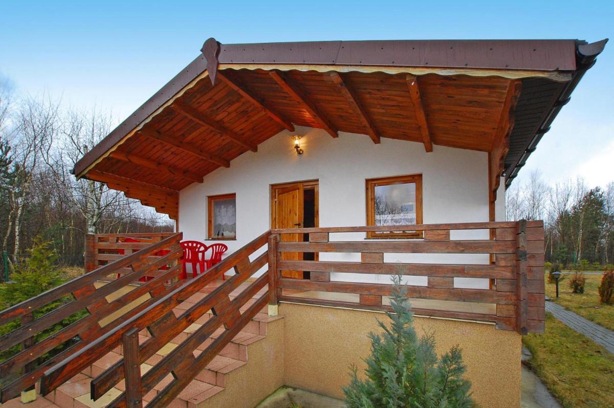 Holiday home close to the lake shore, Dabrowica - Housity
