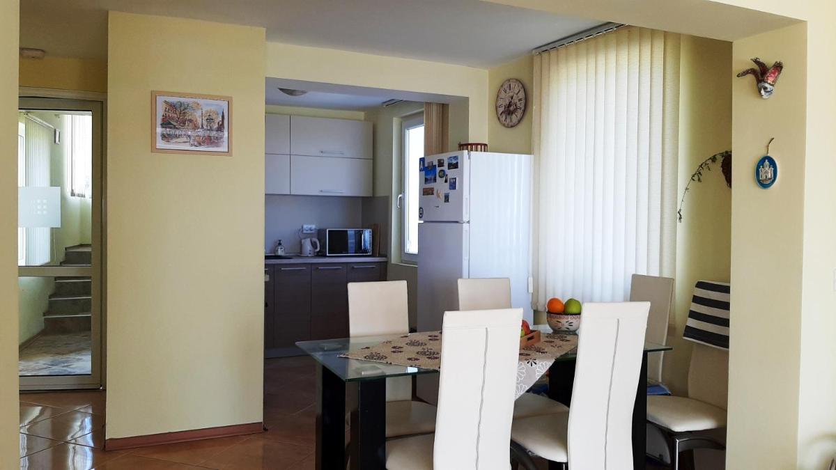 Villa Byala Grape House - Housity