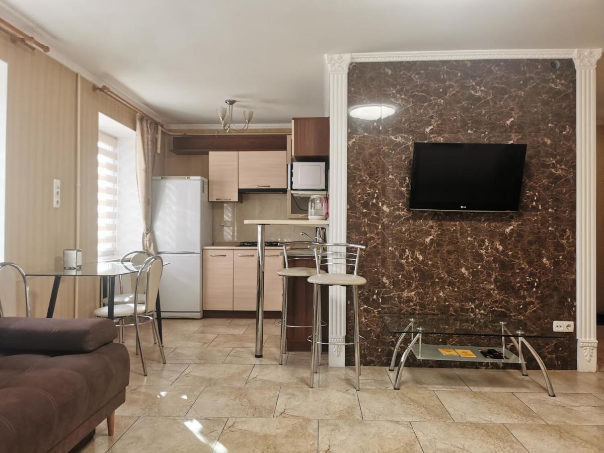 Suitetrails - Chernigov City Centre Apartments