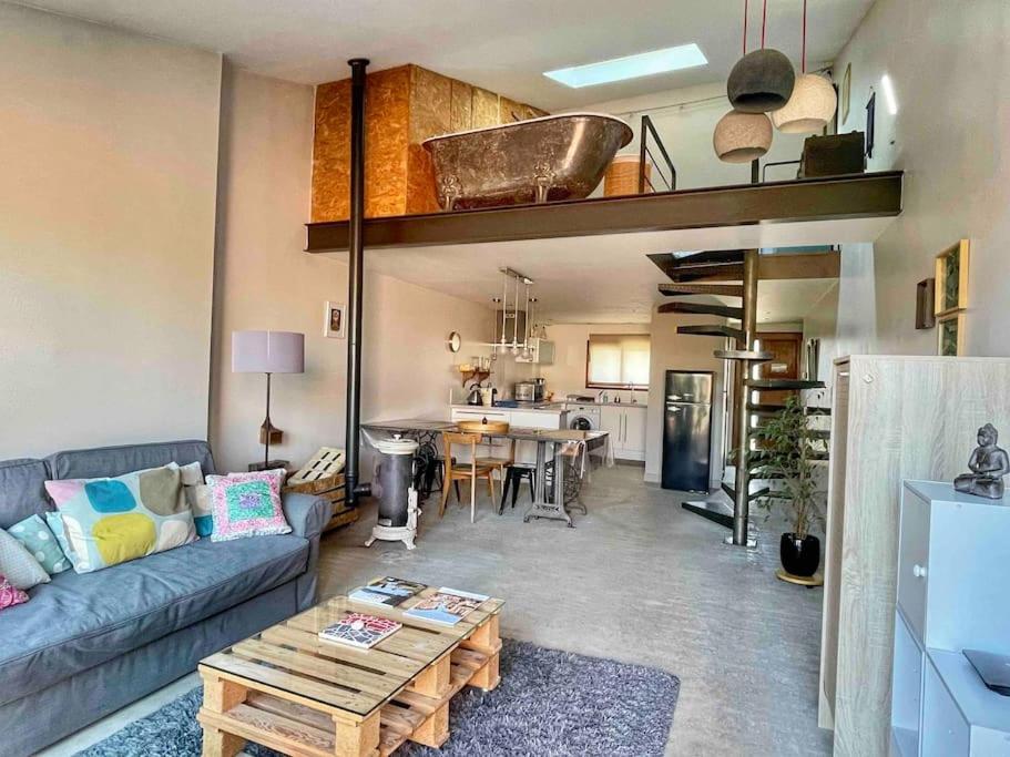⧗ Lisle au Trésor ⧗ Loft d'architecte avec jardin - Housity